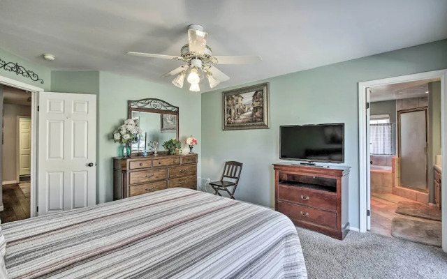 Welcoming Tehachapi Home w/ Deck & Grill!