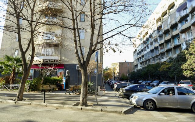 Апартаменты рядом с Тбилисским зоопарком