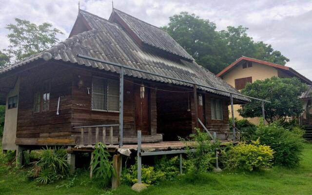 Tony Guesthouse