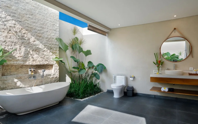 Fenosa Seminyak Villas by Nagisa Bali