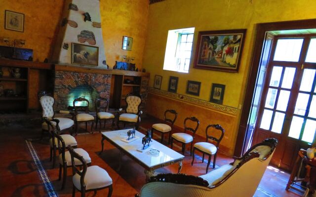 Hotel Hacienda SACAL