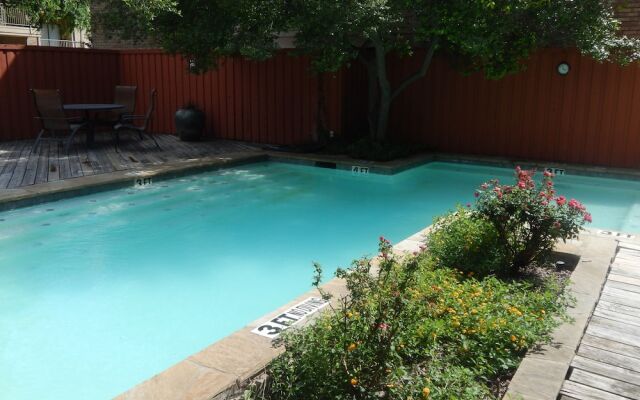 Fabulous Pristine Park Side Townhome