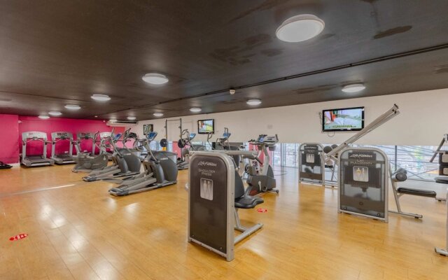Quirky 1BD Flat W/gym & City Views Dalston!