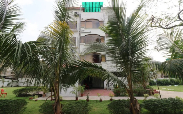 White Castle By OYO Rooms