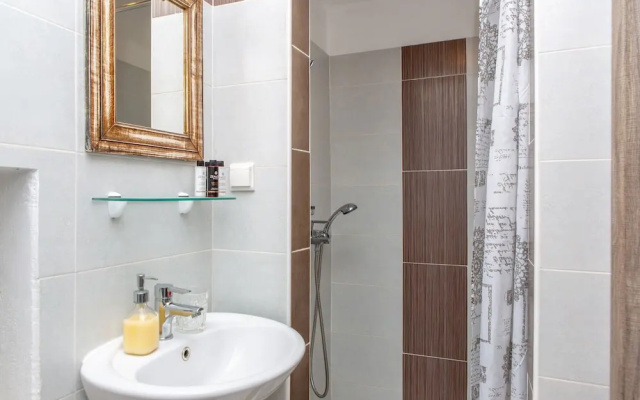 Ep Avlis Boutique Apartments