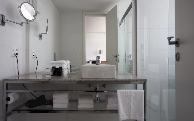 H Niteroi Hotel