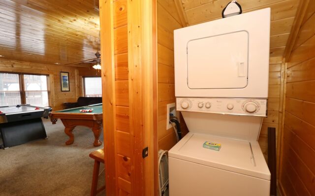 Up Up  Away - Two Bedroom Cabin