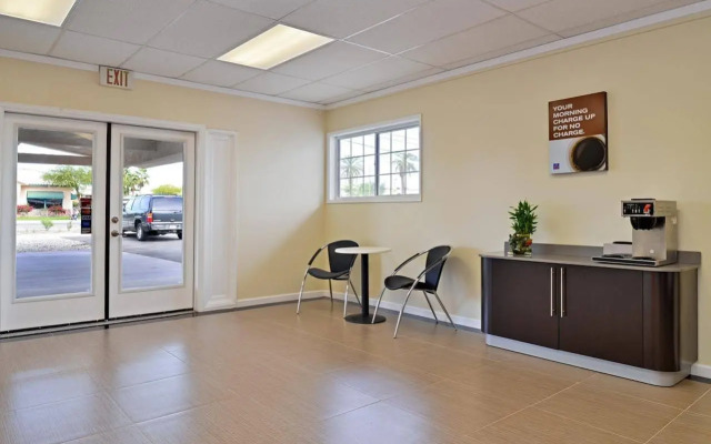 Days Inn by Wyndham Brawley