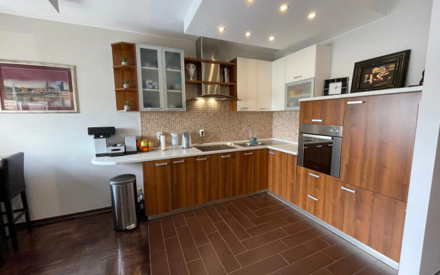 Riverside Luxury Apartment