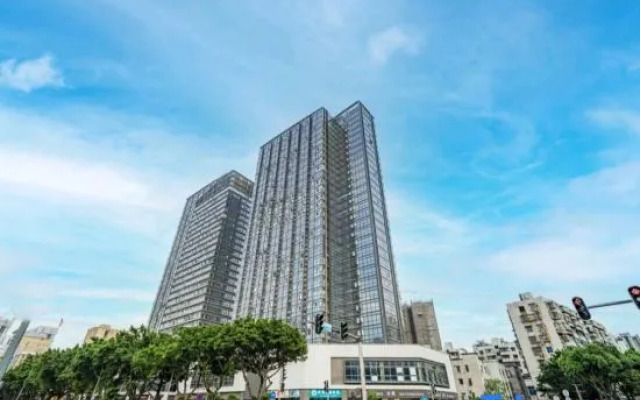 Yagao Smart Select Apartment (Guangzhou Zengcheng Xintang Square)