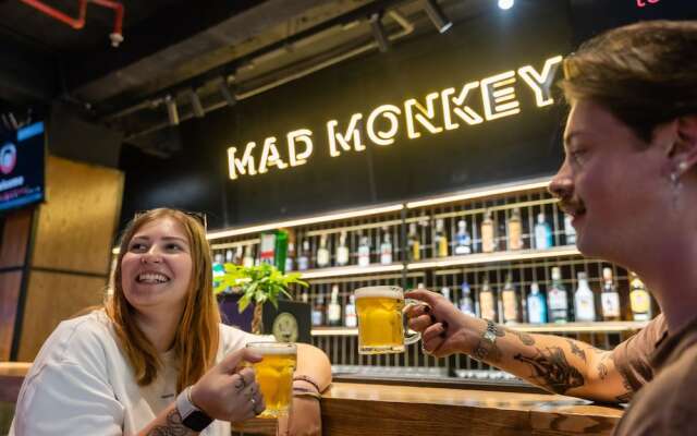 Mad Monkey Hanoi - Hostel