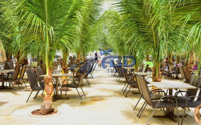 Lacqua diRoma Hotel com lazer completo 24 horas