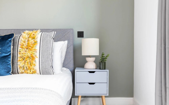 The Hammersmith Flats