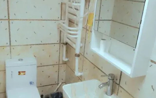 Golden Coast Hotel Dalian