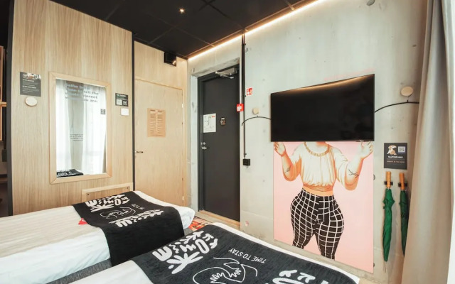 Time Hotel