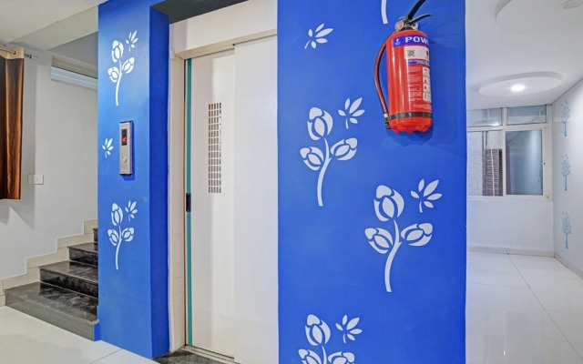 Oyo 9719 Hotel Relax Inn