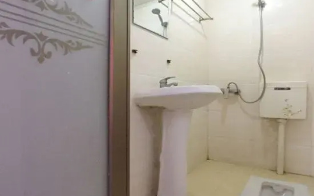 Yingkelai Business Hostel