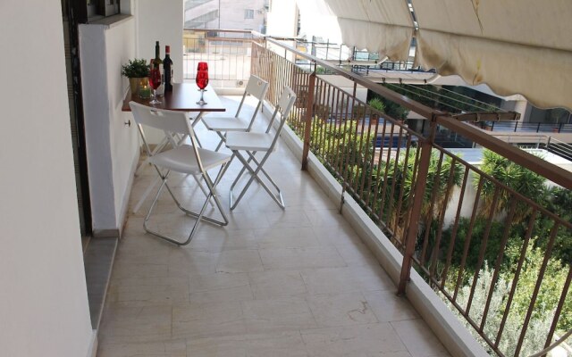 Spacy stay Central Athinian Apartment