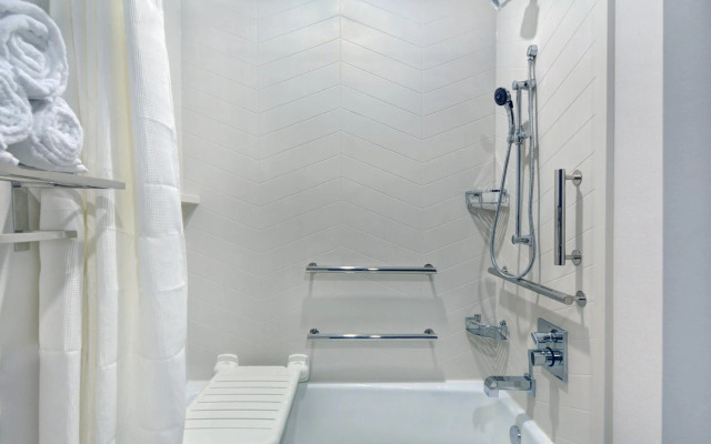 Fairfield Inn & Suites by Marriott Houston NASA/Webster