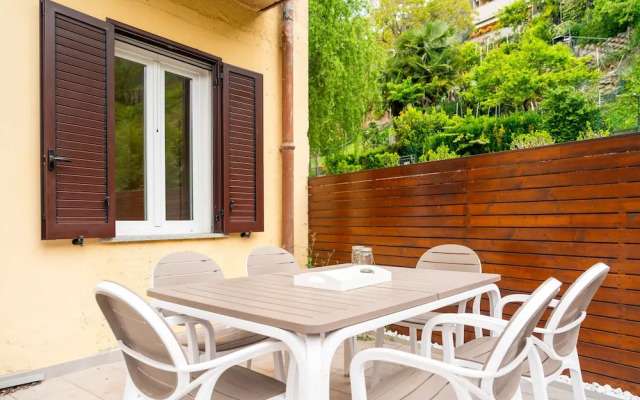 Lobelia Apartment with Terrace