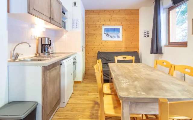 Stylish Alpine Stay for 6 Guests