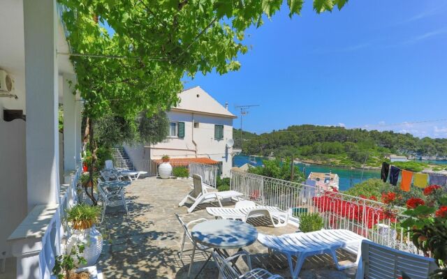 Faros Octo in Gaios With 1 Bedrooms and 1 Bathrooms
