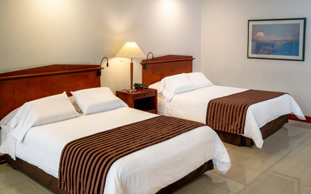Torre De Cali Plaza Hotel