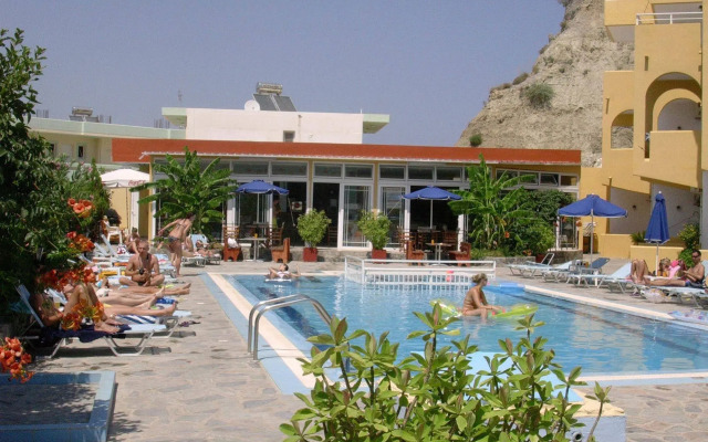 Kiras Studios