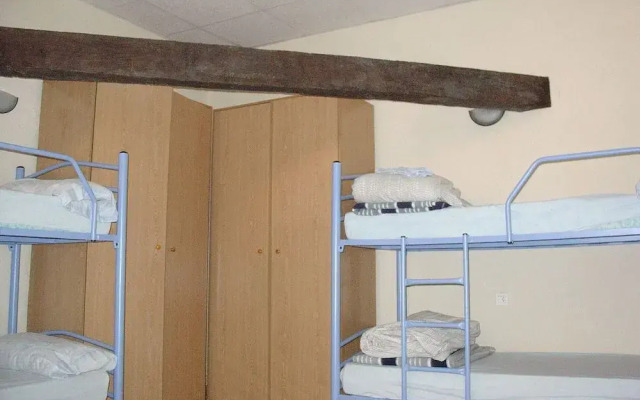 Albergue Juvenil de Bustiello