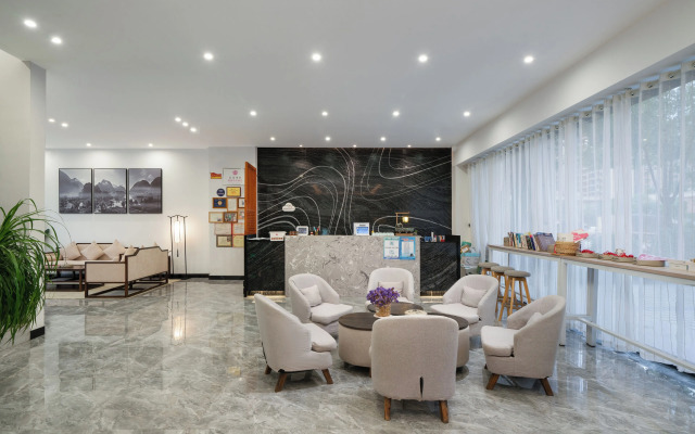 Meeteem Boutique Hotel