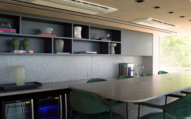 Setai Yacht Luxo II - By Almare