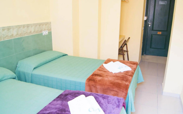 Hostal Sevilla Florida Center