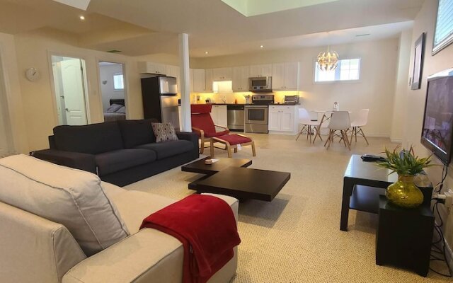 2 Bdrm, Kitchen, Laundry, Weekly - Monthly Discount