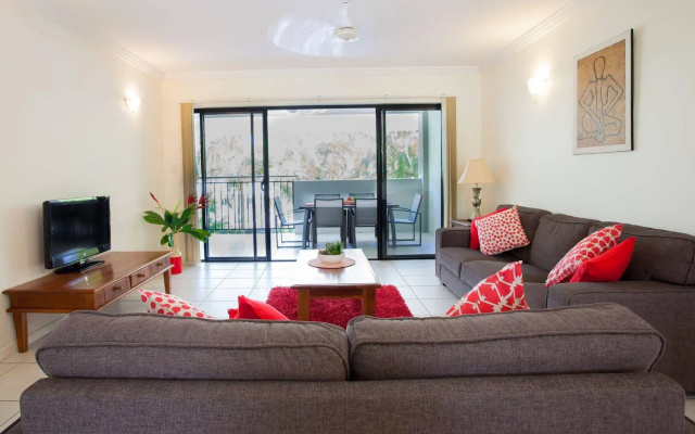 Seaforth Apartments