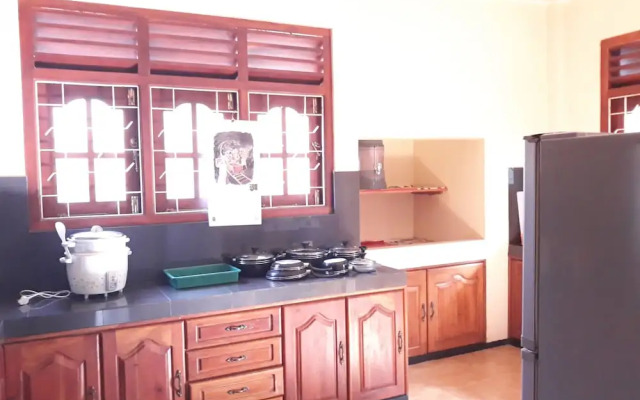 Villa Vinses In Hikkaduwa