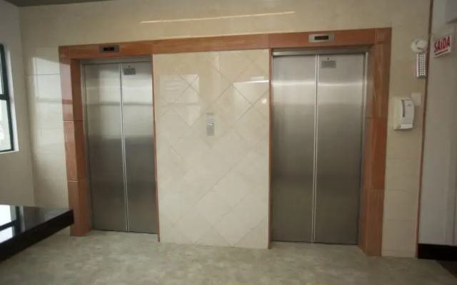Mogano Business Hotel
