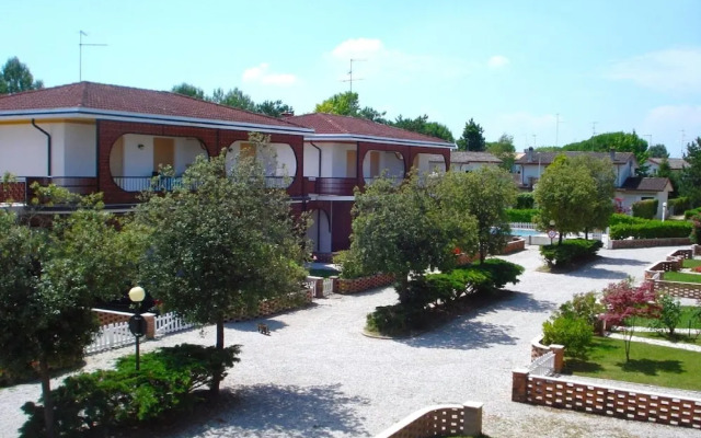 Belvilla by Oyo Villa Fabienne 32