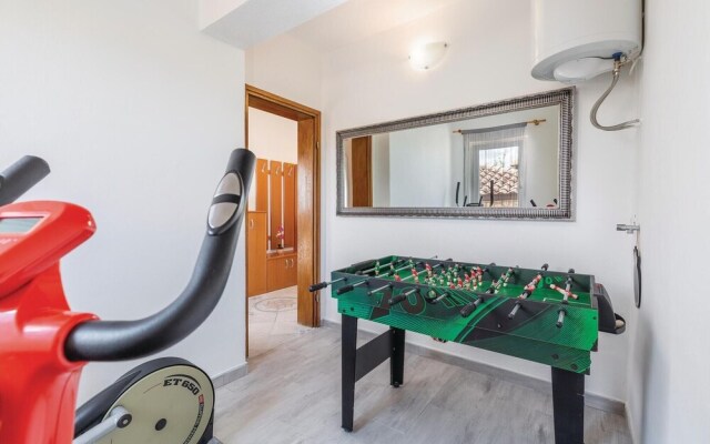 Stunning Home in Nedescina With Wifi and 4 Bedrooms