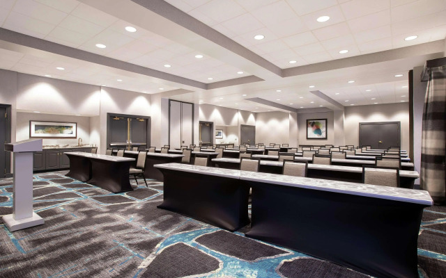 Embassy Suites by Hilton Orlando Airport