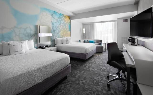 Courtyard By Marriott Knoxville Downtown