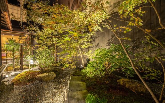 Guesthouse-Hana・Lucky Villa