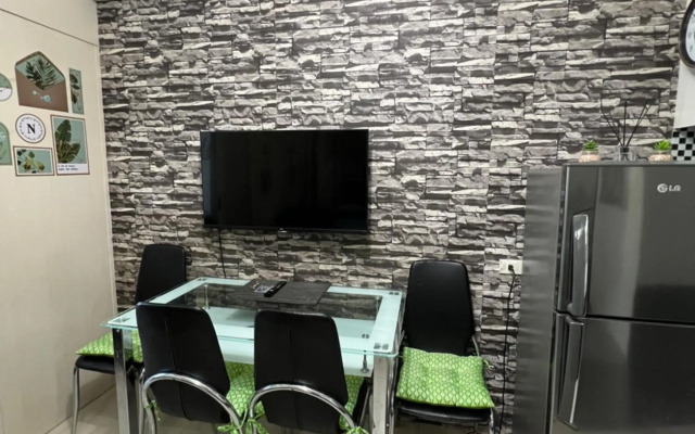 Staycation Sea Residences MOA Jermel