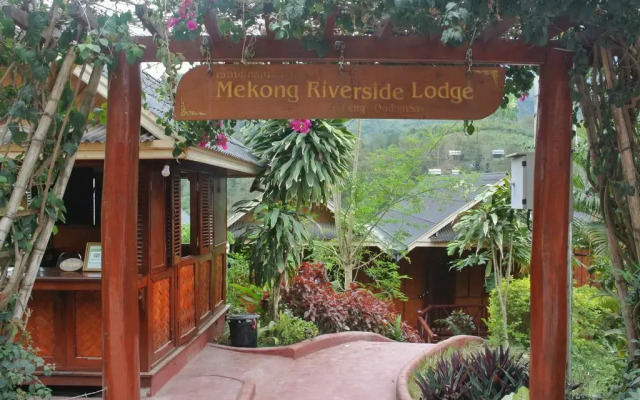 Mekong Riverside Lodge