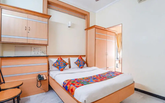 Hotel ESS Paradise