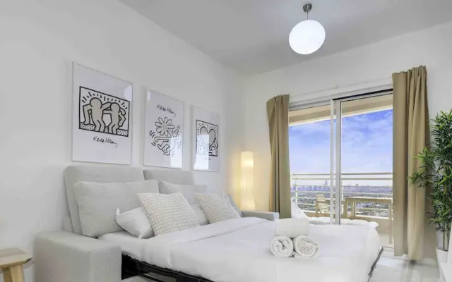 LUX The Icon Tower JLT Suite