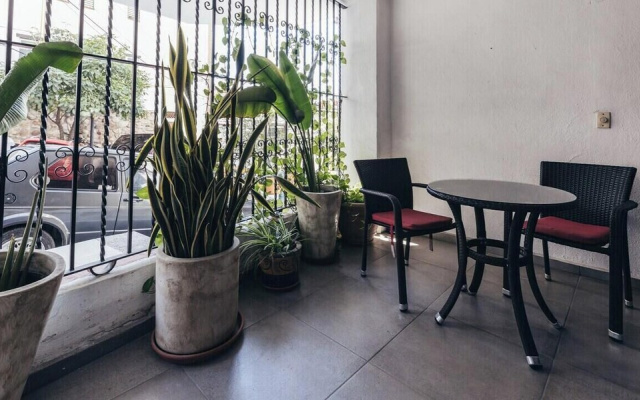 Cozy 2BR King Beds - Rooftop Pool - Fast Wifi
