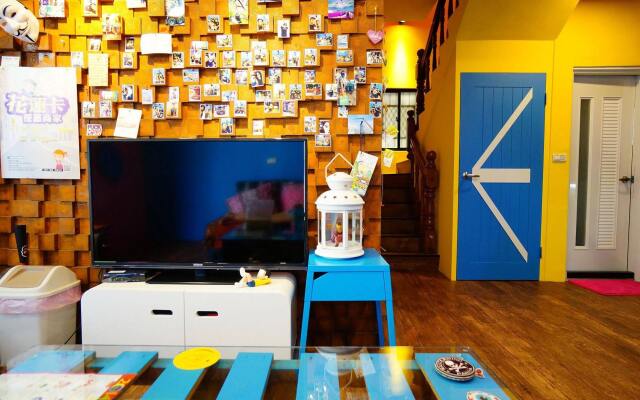 Aires Hostel