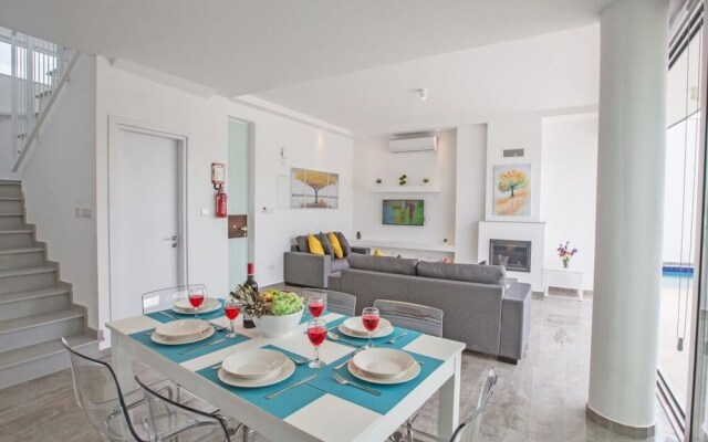 Villa Nikol AQ Ol23