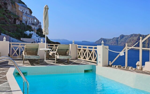 Oia Mare Villas