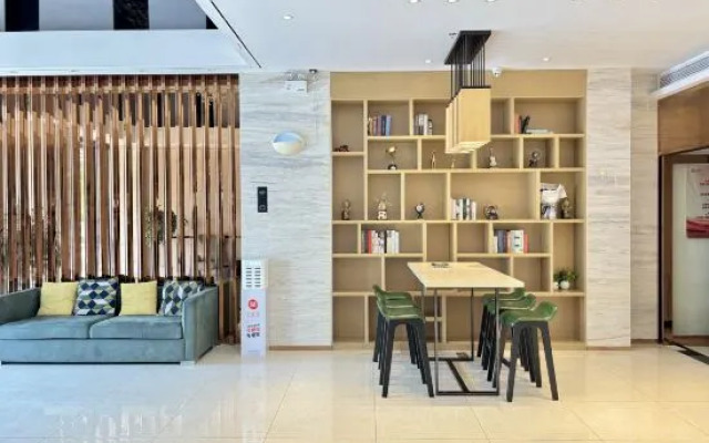 City Comfort Inn Hotel (Jingshan Xinshi Avenue)